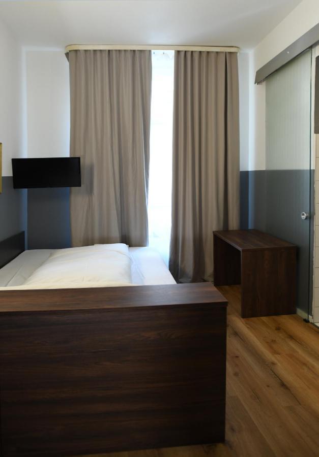 Hotel Apadana Frankfurt Frankfurt am Main Eksteriør billede